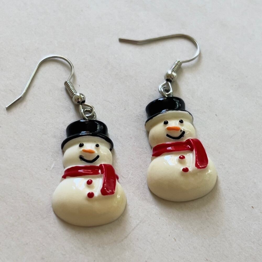 Snowman Top Hat Earrings Set Festive Christmas Jewelry Holiday Charms
